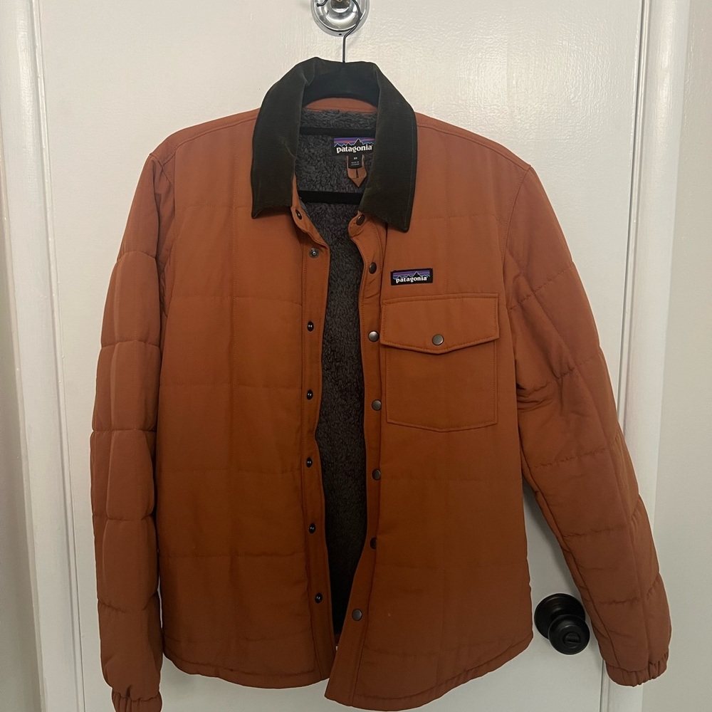 Patagonia Men's Rust Quilted Shirt Jacket (Women’s XL for baggy oversizedstyle)